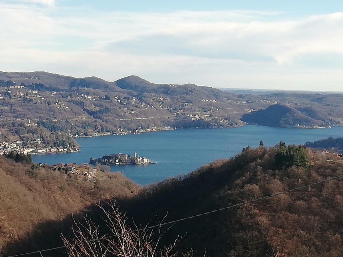 La Rondine Sul Lago D'Orta Arola  Buitenkant foto