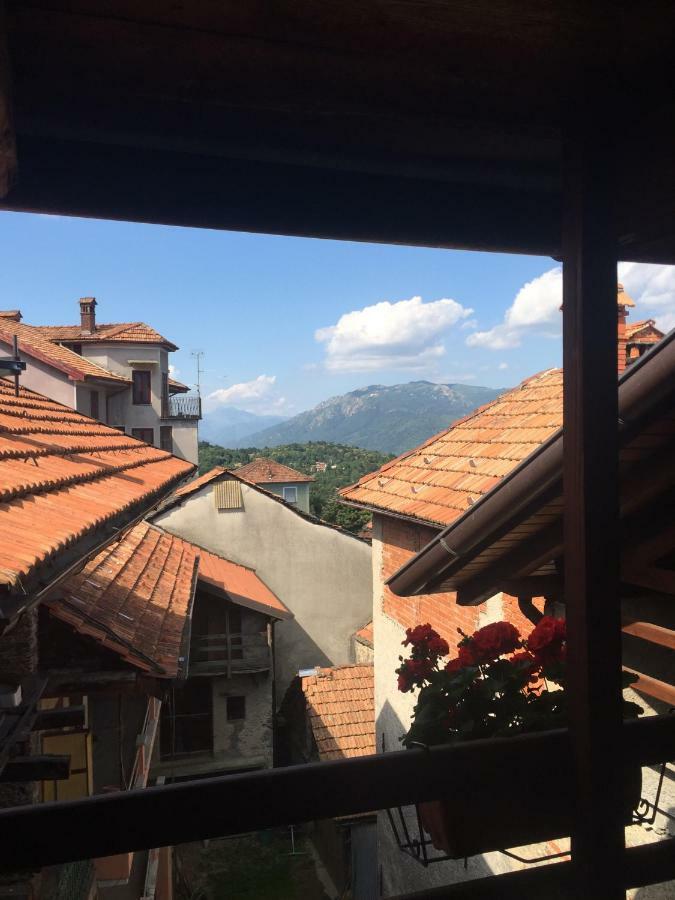 La Rondine Sul Lago D'Orta Arola  Buitenkant foto